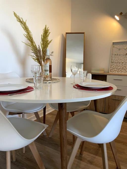 Appartement Vue Mer, 5Min A Pied De La Plage, Parking Prive 발로리스 외부 사진